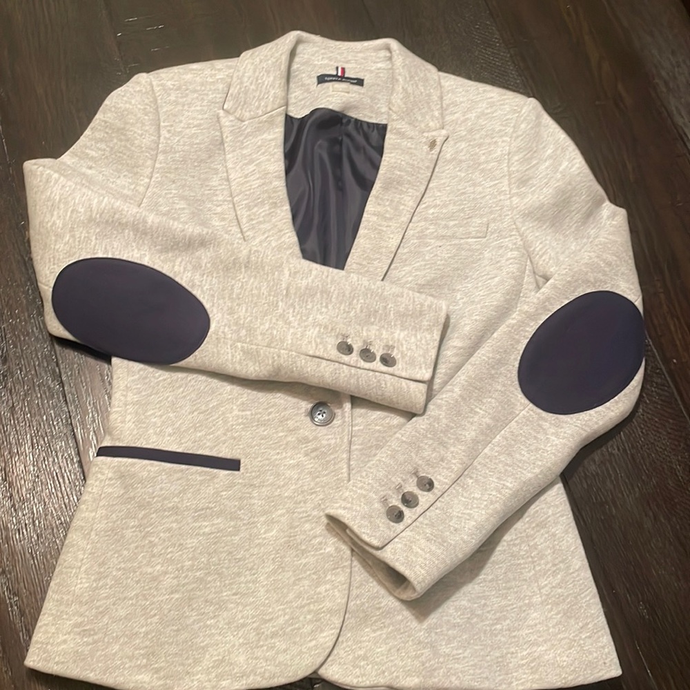 Tommy Hilfiger cool/cold-weather blazer